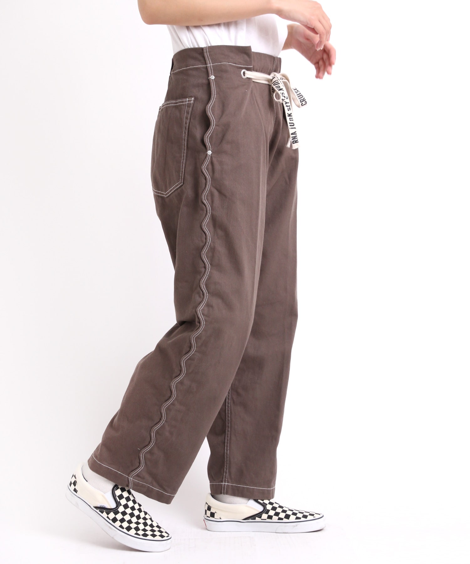 R3990 ウェーブシームタックパンツ