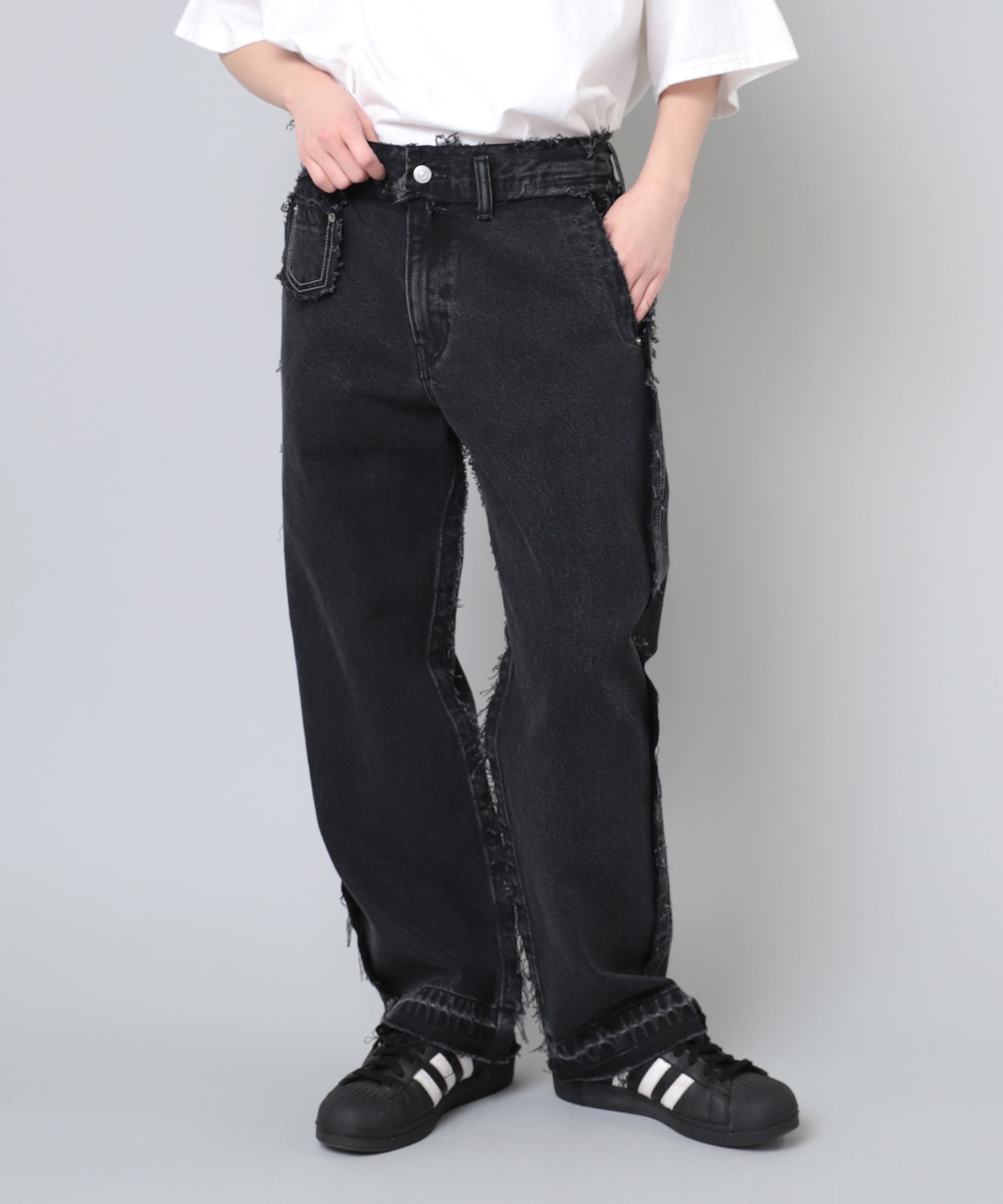 R4098 カット&パッチルーズパンツ