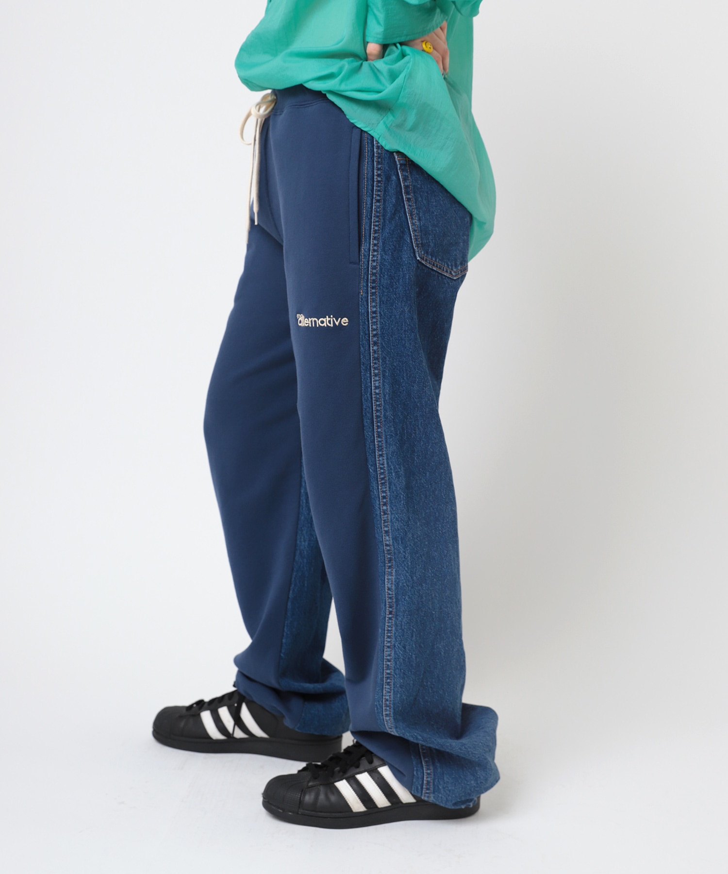 R4333 スウェットコンビデニム