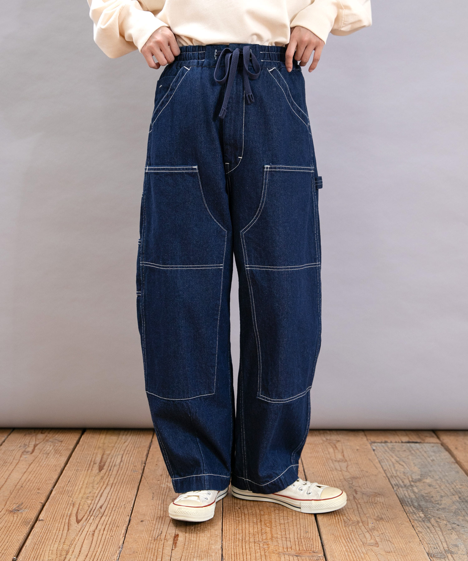 R4365 ワイドストレートのダブルニーアトリエパンツ