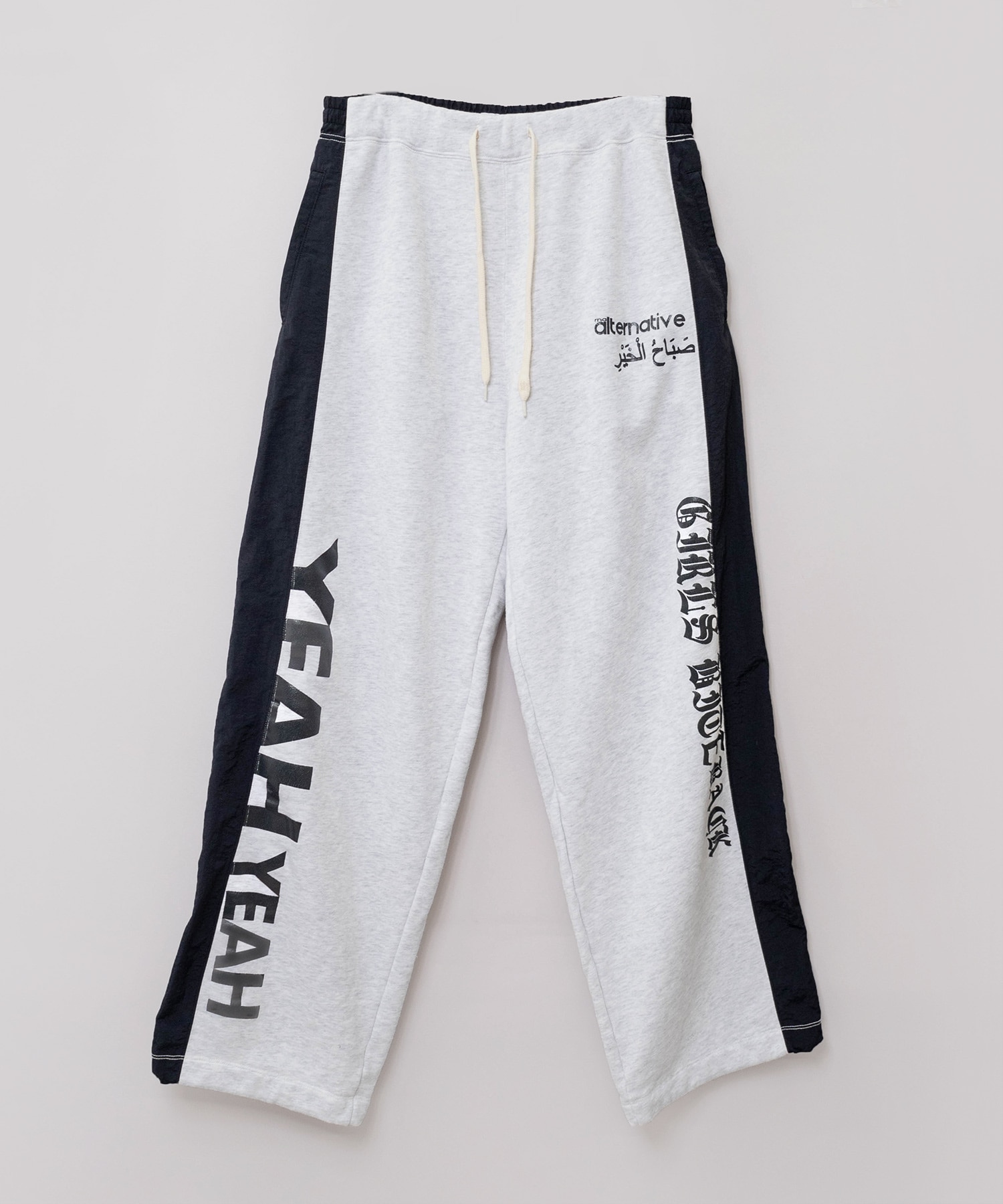 R4392 GIRLS BITE BACKスウェットパンツ