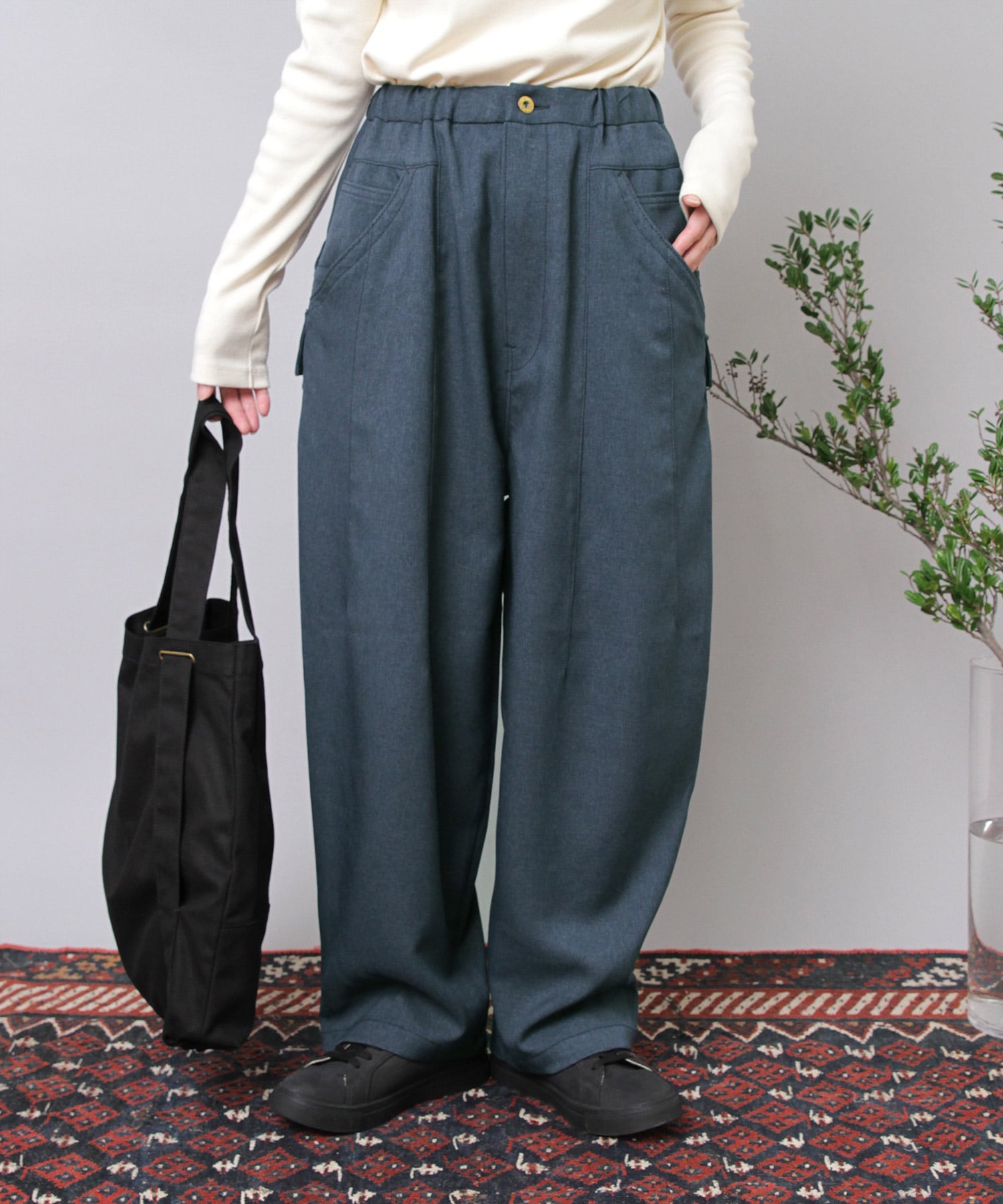 R4397 F.ワークのウールライクバルーンパンツ