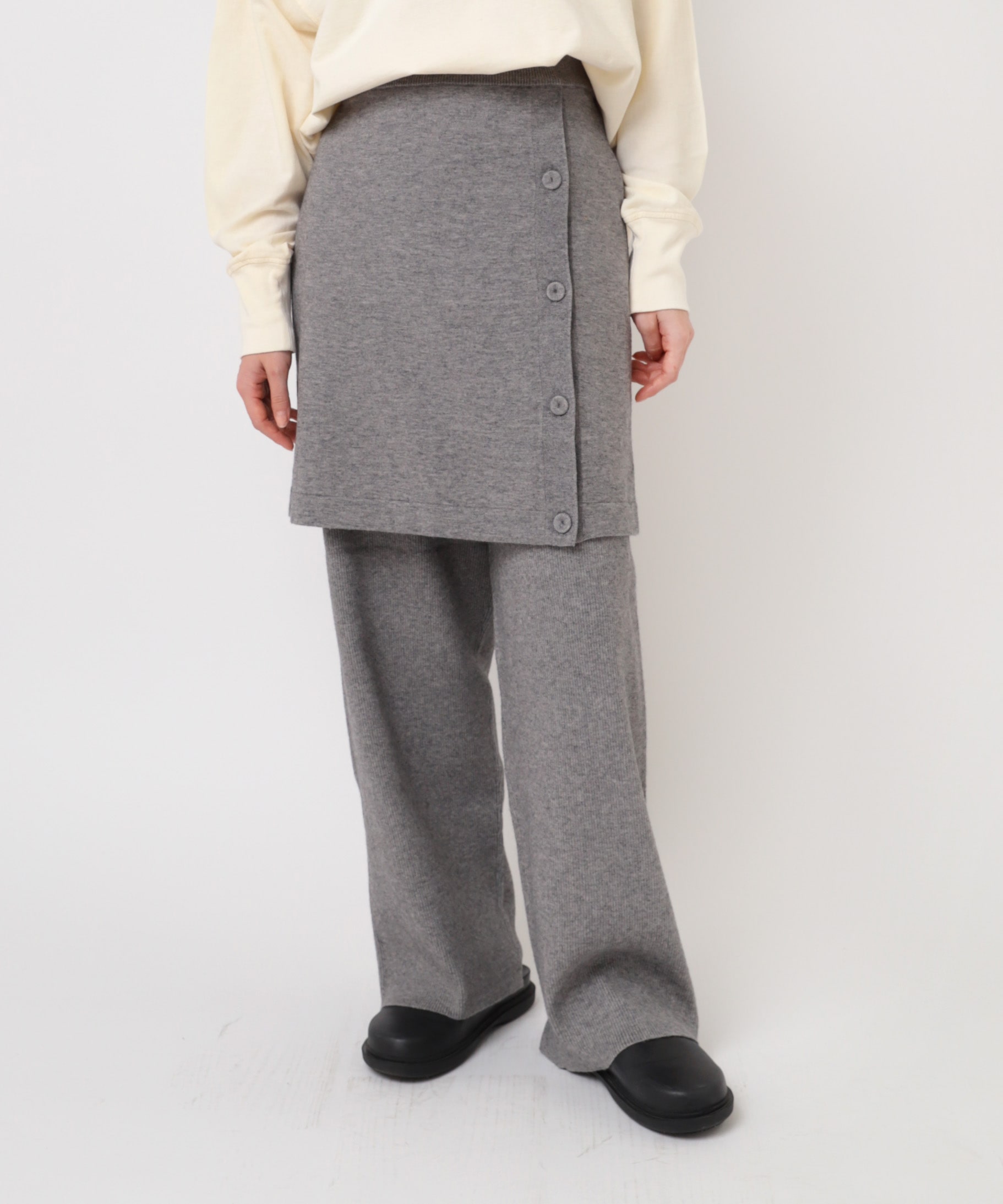 R4407 スカート付きリブニットパンツ