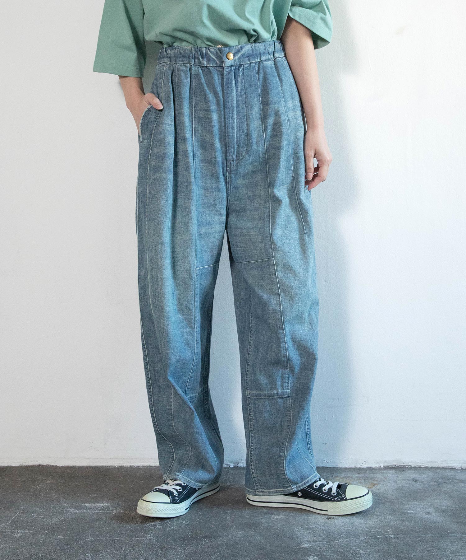 R4413 コックさんのデザインラインパンツ