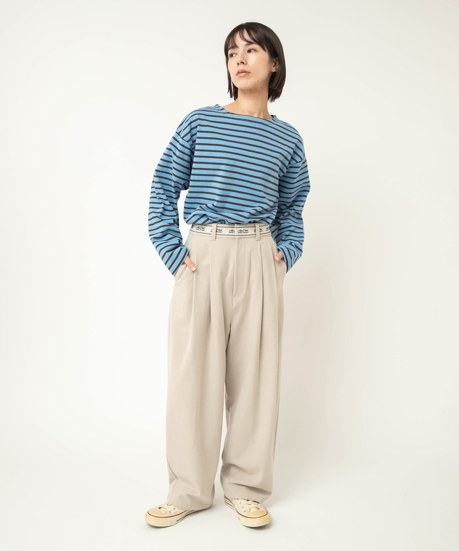 R4423 Nロゴベルトタックパンツ