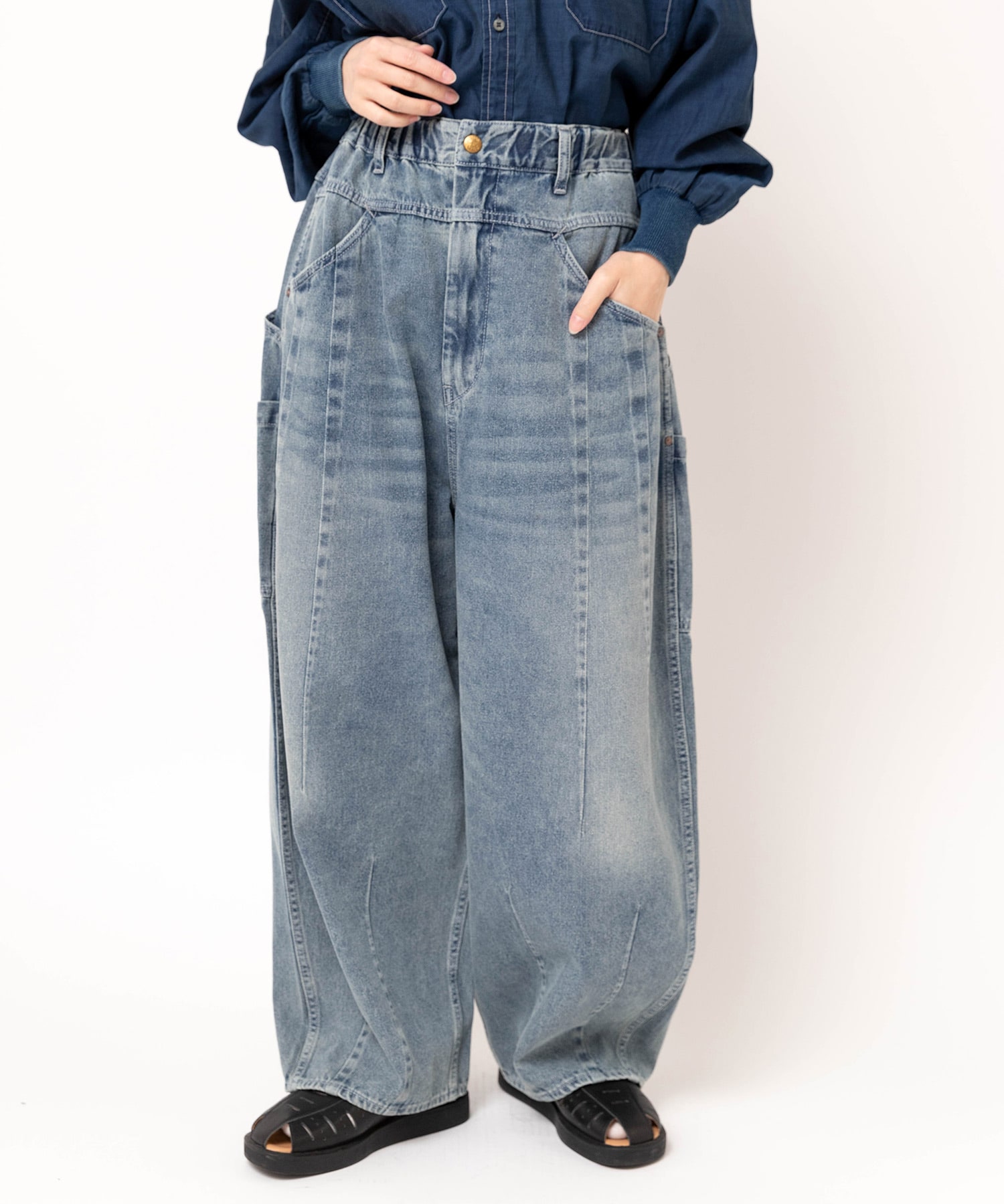 R4427 フレンチワークのマルシェパンツ