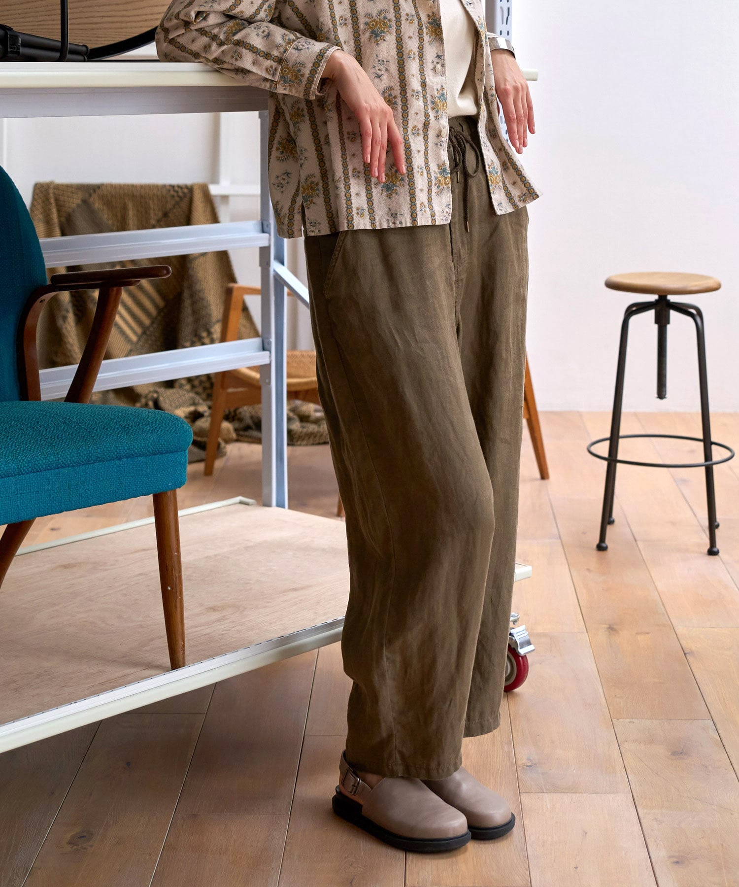 R4430 リネンツイルイージーパンツ