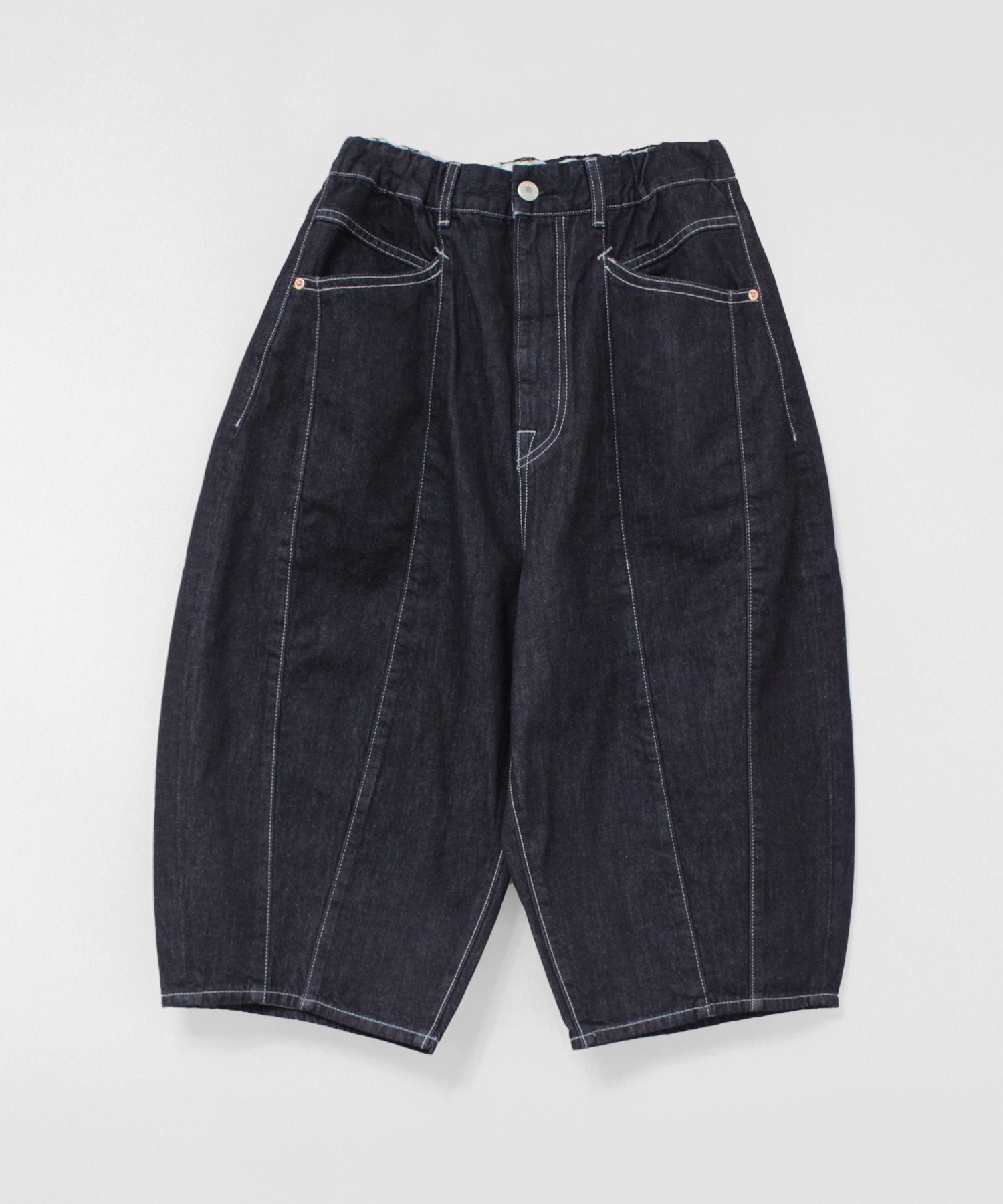 R4432 オブリークラインのひざ下パンツ