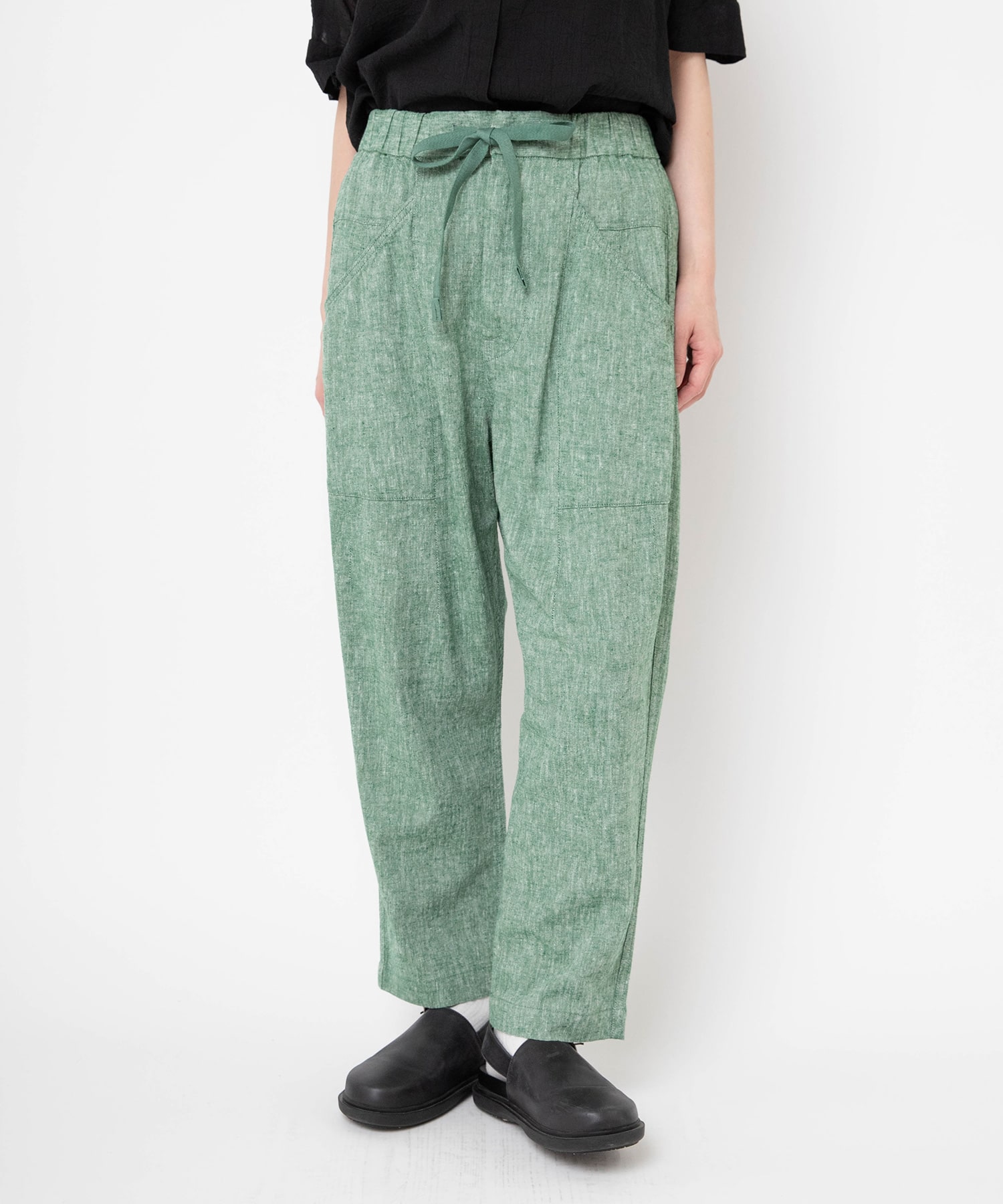 【5月中旬納期】R4439 レーヨンリネンクロップドアトリエパンツ